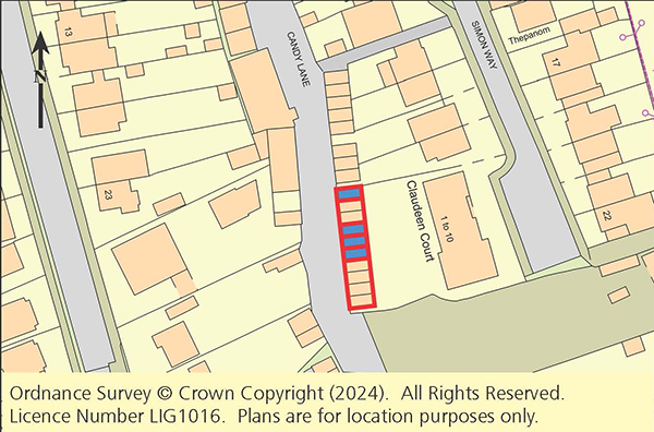 Lot: 41 - FREEHOLD BLOCK OF TEN GARAGES -